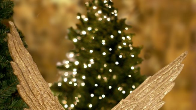 Водка и лимонада съхраняват елхата по-дълго време