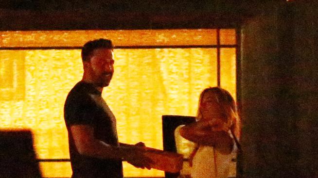 Бен Афлек наистина има връзка с бившата бавачка на децата си