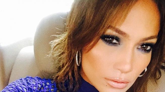 Джей Ло се похвали с нова прическа