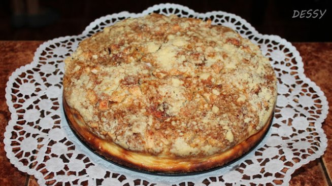 Как да приготвим: Кралски чийзкейк с ябълки и извара