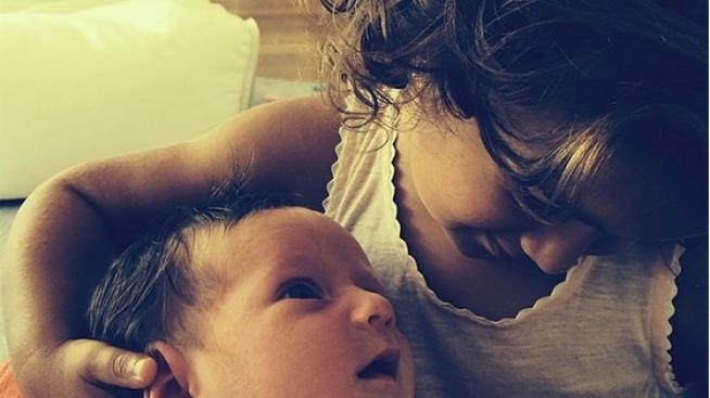 Последната дъщеря на Брус Уилис с първа публична „изява“