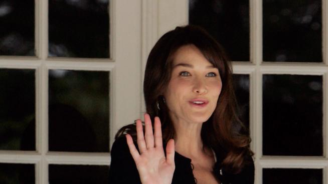 Бруни е най-добре облечената жена