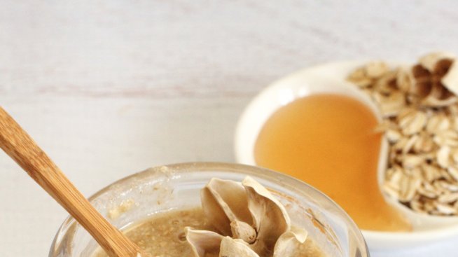 Как да си направите скраб срещу черни точки?