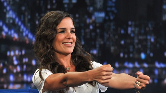 Кейти Холмс лекувала страха си при Сури (видео)