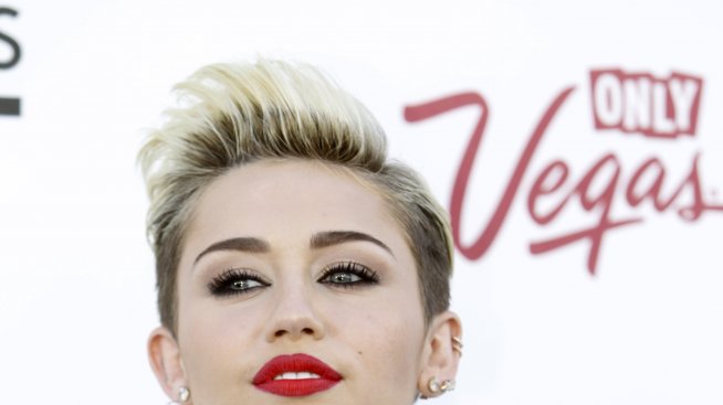 Майли Сайръс: Бритни Спиърс ме разбира