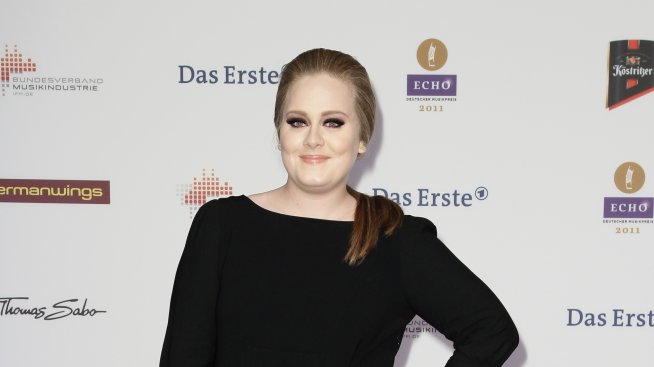 Адел е най-влиятелната фигура на британската музикална сцена