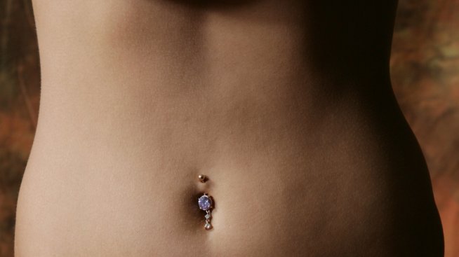 Пиърсинг на пъпа – история и факти