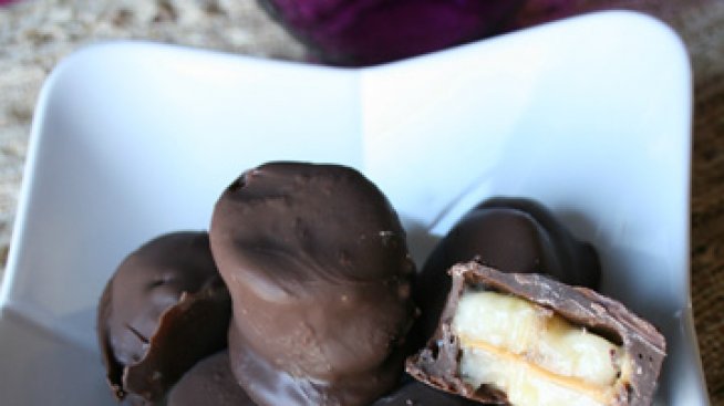 Бананови хапки, обвити с шоколад