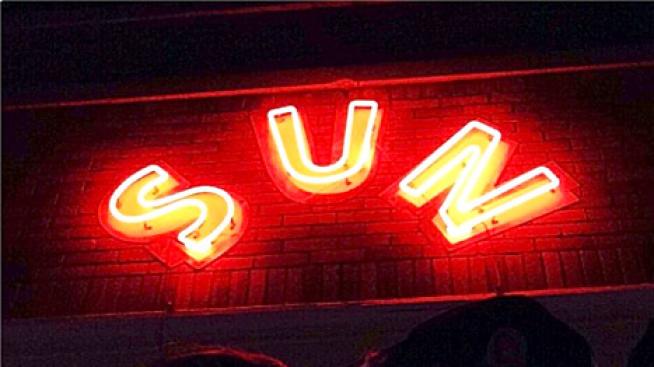 Аштън Кътчър показа как целува Мила Кунис