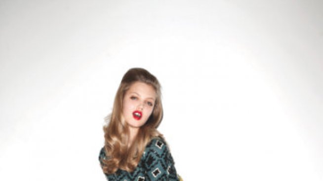 3 секси прически за лятото: петдесетарската секс-бомба