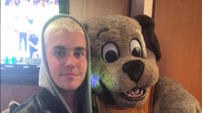 Чернокож мъж унизи физически Джъстин Бийбър