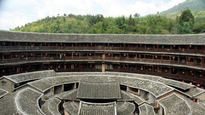 Фиджиян Тулоу – древните кръгли домове на Китай