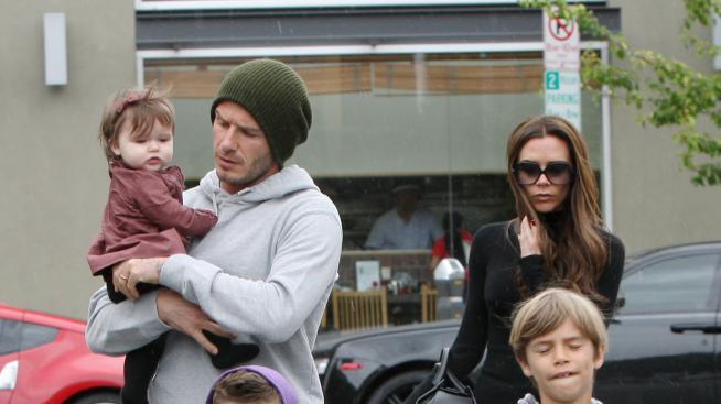 Виктория и Харпър създават законите в детската мода