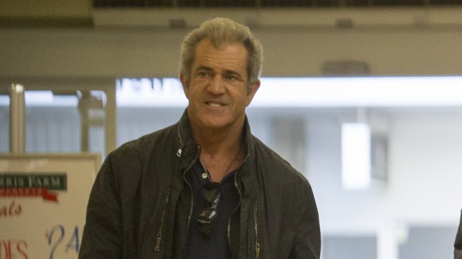 Мел Гибсън заведе дъщеря си в Австралия