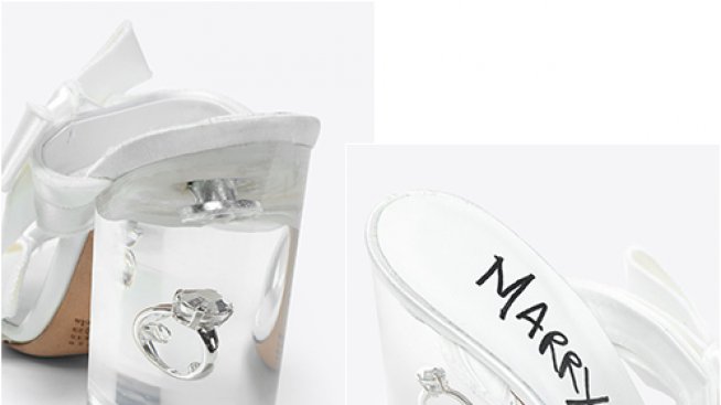 Best Seller: Да предложиш брак в обувка