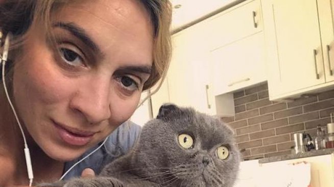 Тризначката Любов дари с момиче турския си приятел