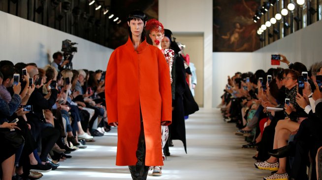 Висша мода 2016: Френската революция на Галиано