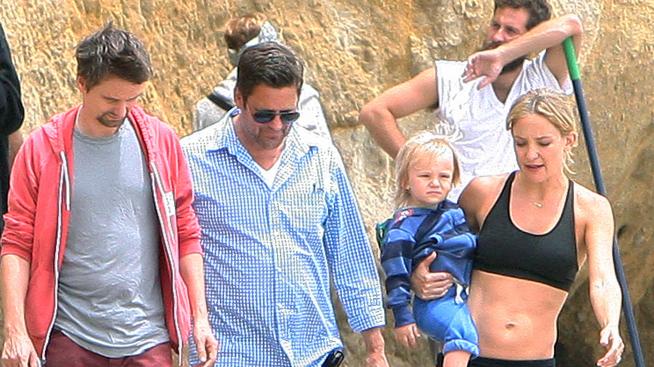 Кейт Хъдсън показа атлетичното си тяло по време на снимки за реклама