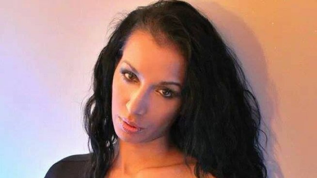 Стилист на Версаче си хареса Мисис България Ана Иванова