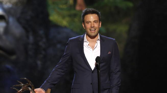 Бен Афлек бил обсебен от парите заради своя баща