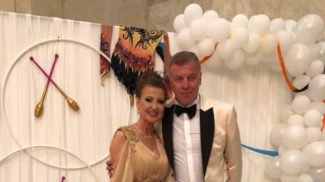 Илияна и Наско Сиракови отпразнуваха 35 г. от сватбата