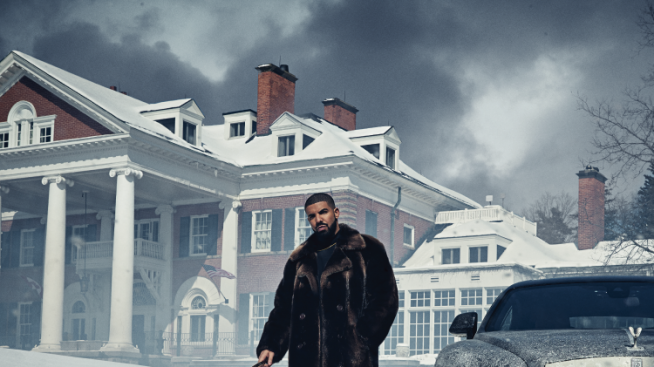 Неканена фенка нахлу в дома на Дрейк и заспа в леглото му