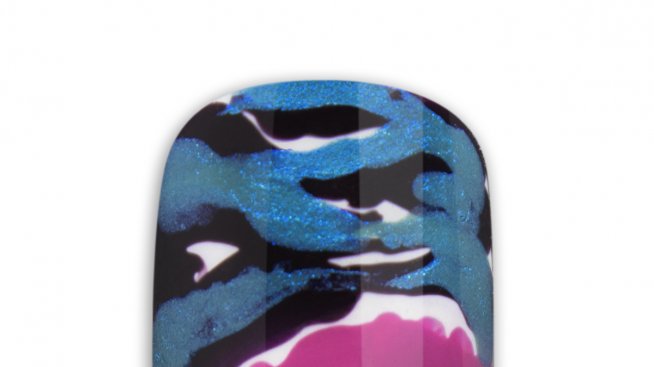 Модно предизвикателство в маникюра