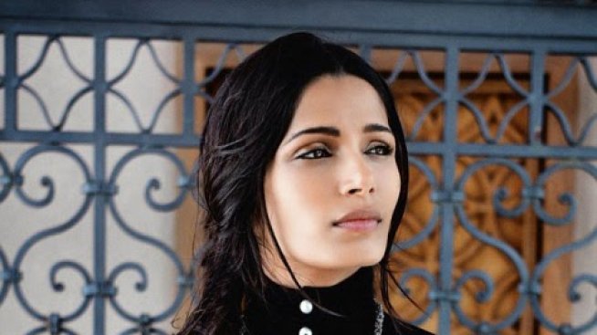 Фрейда Пинто: Не готвя, храня се по ресторанти