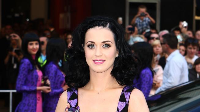 Феминистка натири Гага и Кейти Пери