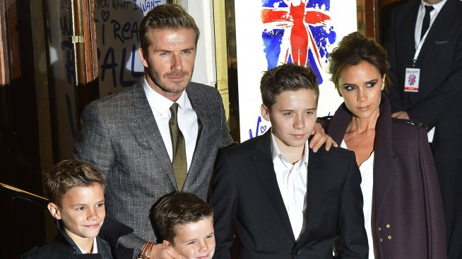 Семейство Бекъм посреща Коледа на Малдивите