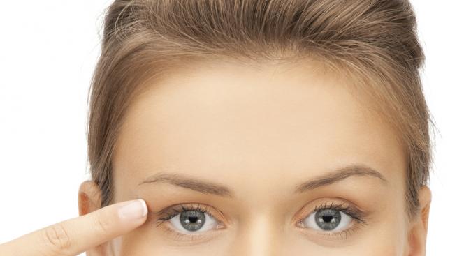 Как да подхраним растежа на веждите