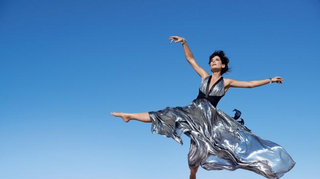 Сандра Бълок – неуловима за земното притегляне