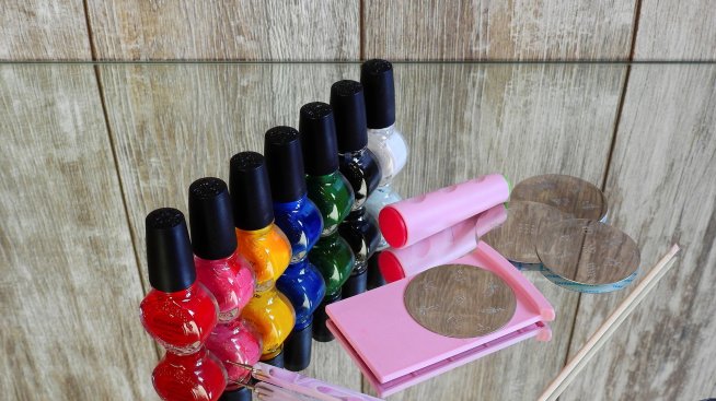 Пособия за маникюр, които да ползвате у дома