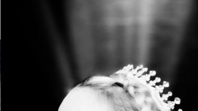 Мадона с палестинско знаме в Израел. Министърка: Това е грешка!