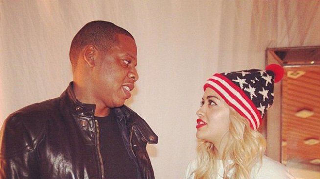 Рита Ора съди лейбъла на Джей Зи