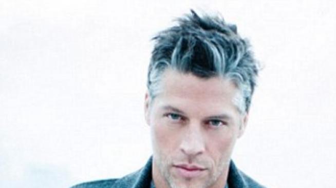 Това е новото секси гадже на Сандра Бълок