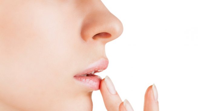 Регенериращ балсам за устни