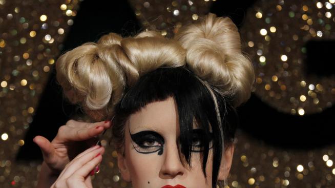 Лейди Гага съди компания заради името си