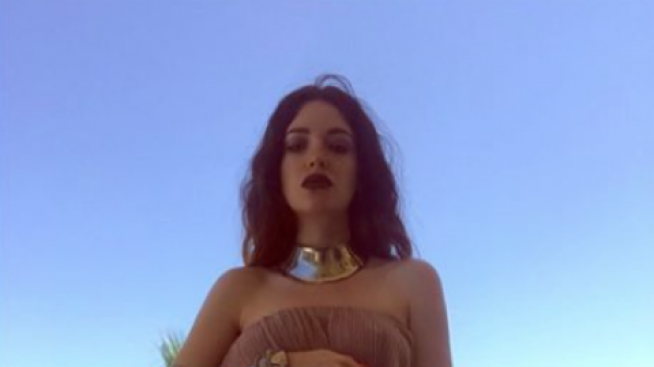 Бременната Глория Петкова щурее с Бионсе