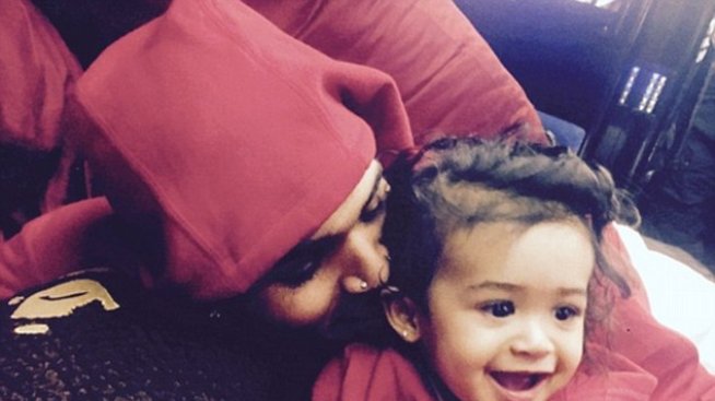 Крис Браун смята, че дъщеря му е негова двойничка