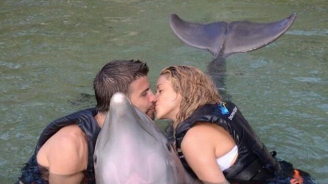 Романтичната почивка на Шакира и Жерар провокира завист и усмивки