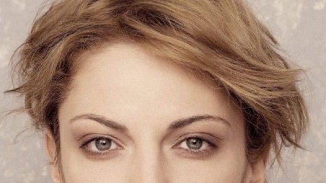 Теодора Духовникова: След като родих, станах  по-интересна за себе си