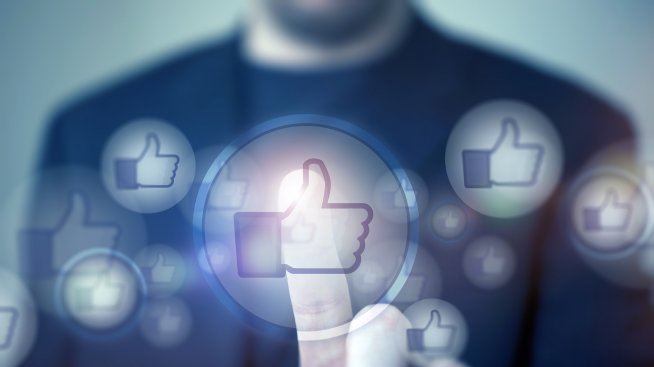 Повече харесвания във Facebook – по-малко уверени сме