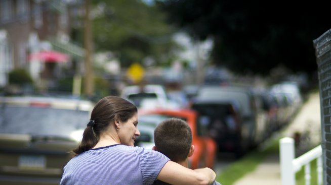 Мъжете плачат повече за мама. Точка.