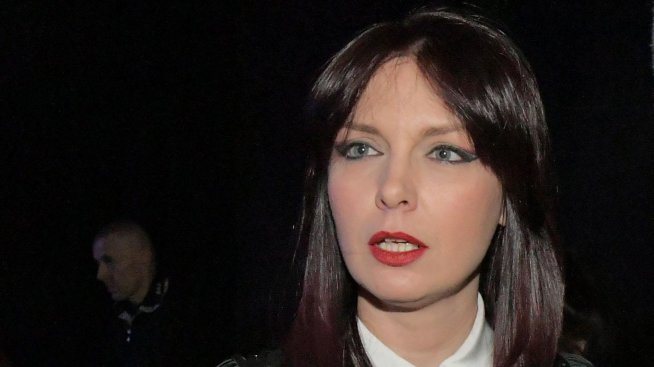 Жени Калканджиева срещу силиконовата инвазия