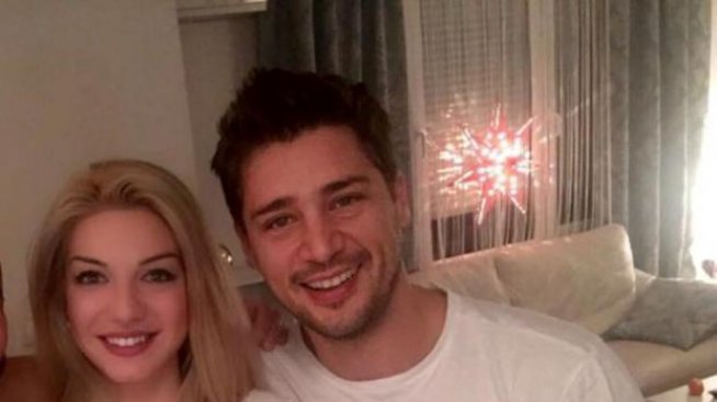 Певицата Йоанна Драгнева се е сгодила?