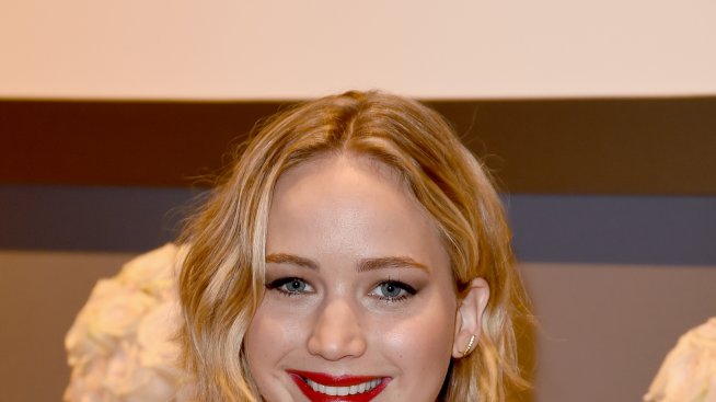 Крис Мартин и Дженифър Лорънс всъщност още са заедно