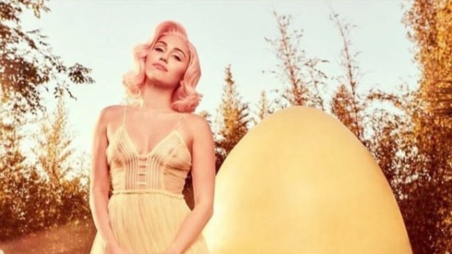 Бременна ли е Майли Сайръс?