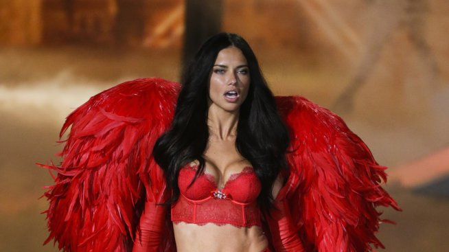 Брюнетките продават бельо по-добре