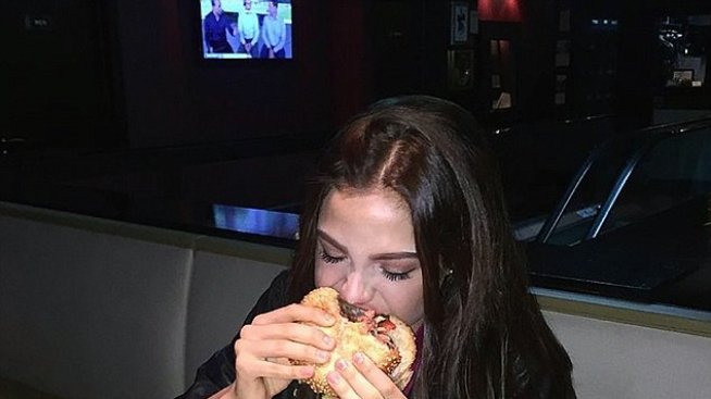 Храните, които не трябва да консумирате на първа среща